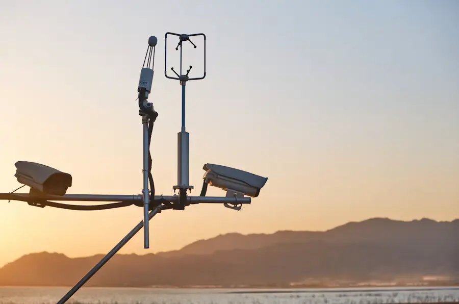 Outdoor wind speed sensor installed on a meteorological mast for environmental monitoring.